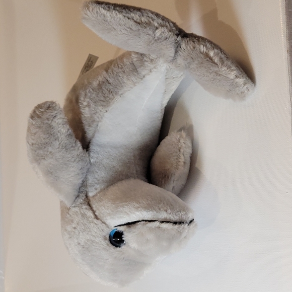 The petting zoo    Baby shark toy 11" - Picture 3 of 3
